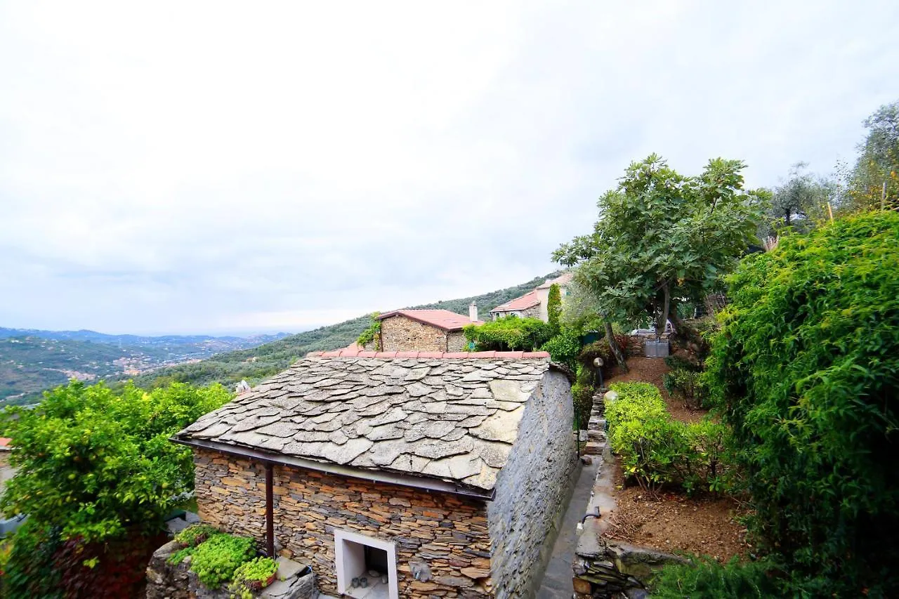 Bellissimi - Liguria - Dolcedo 0*,